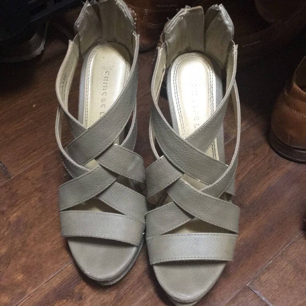 Chinese laundry wedges